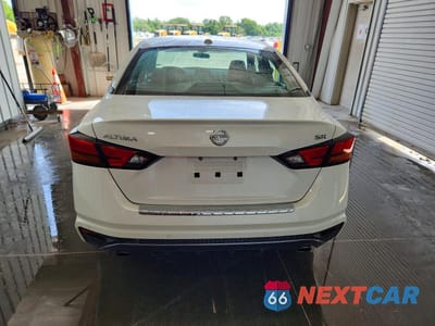 Zdjęcie 6 z 12 samochodu: 2022 NISSAN ALTIMA 2.5 SR VIN:1N4BL4CV6NN347282 - miniatura