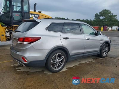 Trzecie zdjęcie samochodu z tyłu: 2017 HYUNDAI SANTA FE SE ULTIMATE VIN:KM8SR4HF8HU170153 - miniatura