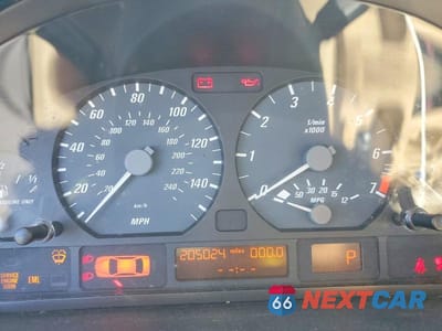 Zdjęcie 9 z 13 samochodu: 2003 BMW 325 CI VIN:WBABN73413PJ16124 - miniatura