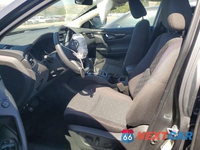 Zdjęcie 7 z 13 samochodu: 2017 NISSAN ROGUE SPORT SV VIN:JN1BJ1CP8HW002854 - miniatura