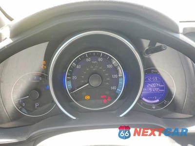Zdjęcie 9 z 14 samochodu: 2019 HONDA FIT LX VIN:3HGGK5H49KM702848 - miniatura