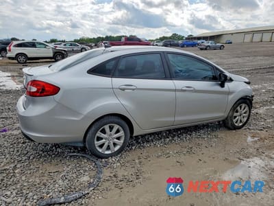 Trzecie zdjęcie samochodu z tyłu: 2013 FORD FIESTA SE VIN:3FADP4BJ3DM176186 - miniatura