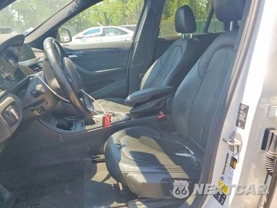 Zdjęcie 7 z 13 samochodu: 2018 BMW X1 XDRIVE28I VIN:WBXHT3C37J5K30028 - miniatura