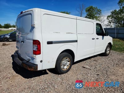 Trzecie zdjęcie samochodu z tyłu: 2017 NISSAN NV 2500 HD SV VIN:1N6BF0KY8HN807470 - miniatura