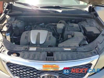 Zdjęcie 12 z 13 samochodu: 2011 KIA SORENTO EX VIN:5XYKU4A21BG024146 - miniatura