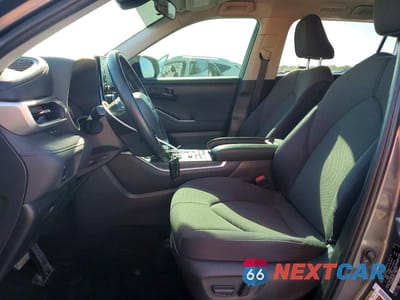 Zdjęcie 7 z 13 samochodu: 2022 TOYOTA HIGHLANDER LE VIN:5TDBZRBH6NS575911 - miniatura