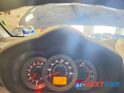 Zdjęcie 9 z 12 samochodu: 2006 TOYOTA RAV4 BASE VIN:JTMBK33V366005923 - miniatura