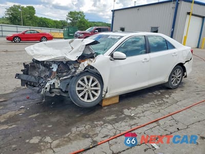 2012 TOYOTA CAMRY XLE 4T4BF1FK9CR205935 - główne zdjęcie licytacji z USA - miniatura