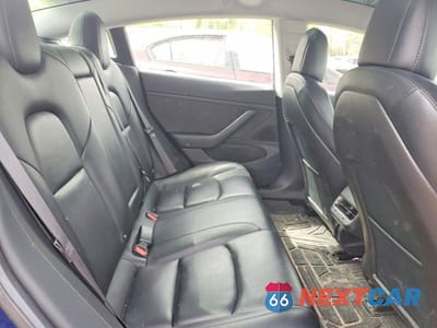 Zdjęcie 10 z 12 samochodu: 2018 TESLA MODEL 3 VIN:5YJ3E1EA5JF095826 - miniatura
