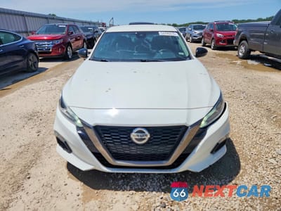 Piąte zdjęcie samochodu w środku: 2020 NISSAN ALTIMA SR VIN:1N4BL4CV9LC225766 - miniatura