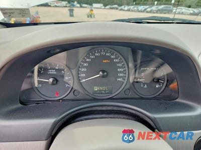 Zdjęcie 9 z 12 samochodu: 2004 CHEVROLET MALIBU LS VIN:1G1ZT54834F105140 - miniatura