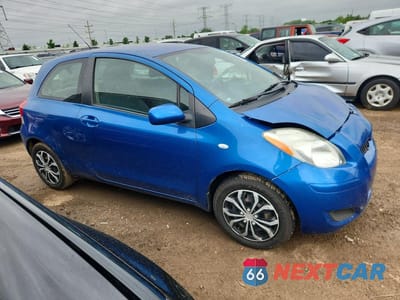 Czwarte zdjęcie samochodu z boku: 2011 TOYOTA YARIS BASE VIN:JTDJT4K39B5335256 - miniatura
