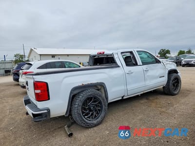 Trzecie zdjęcie samochodu z tyłu: 2017 GMC SIERRA K1500 VIN:1GTV2LEC4HZ215716 - miniatura