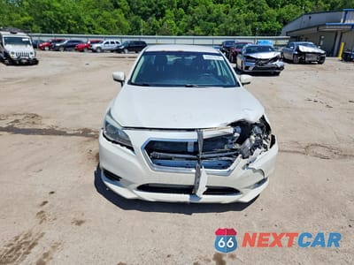 Piąte zdjęcie samochodu w środku: 2016 SUBARU LEGACY 2.5I PREMIUM VIN:4S3BNBC67G3024522 - miniatura