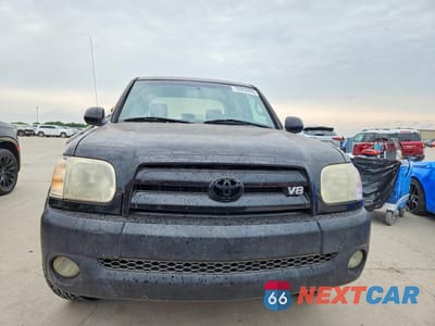 Piąte zdjęcie samochodu w środku: 2005 TOYOTA TUNDRA DOUBLE CAB LIMITED VIN:5TBET38155S485857 - miniatura
