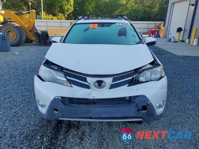 Piąte zdjęcie samochodu w środku: 2014 TOYOTA RAV4 LIMITED VIN:JTMYFREV6EJ023410 - miniatura