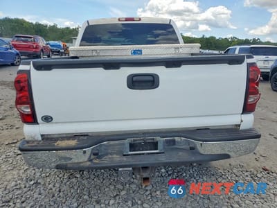 Zdjęcie 6 z 13 samochodu: 2004 CHEVROLET SILVERADO K1500 VIN:2GCEK13T341344461 - miniatura