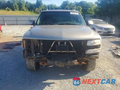 Piąte zdjęcie samochodu w środku: 2003 CHEVROLET SUBURBAN K1500 VIN:3GNFK16ZX3G112327 - miniatura