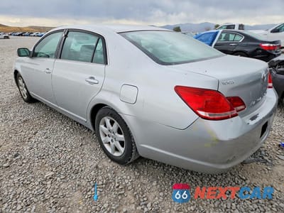 Drugie zdjęcie samochodu z przodu: 2005 TOYOTA AVALON XL VIN:4T1BK36B25U014619 - miniatura