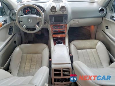 Zdjęcie 8 z 13 samochodu: 2006 MERCEDES-BENZ ML 500 VIN:4JGBB75E06A060455 - miniatura