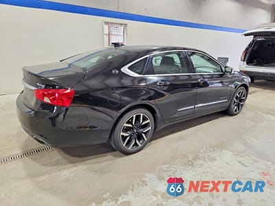 Trzecie zdjęcie samochodu z tyłu: 2017 CHEVROLET IMPALA PREMIER VIN:2G1145S36H9197716 - miniatura