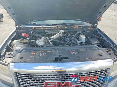 Zdjęcie 11 z 12 samochodu: 2016 GMC SIERRA K2500 DENALI VIN:1GT12UE89GF151544 - miniatura
