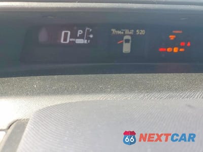 Zdjęcie 9 z 12 samochodu: 2016 TOYOTA PRIUS C TWO VIN:JTDKDTB36G1120881 - miniatura