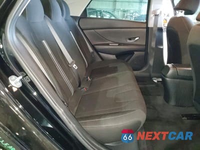 Zdjęcie 10 z 13 samochodu: 2023 HYUNDAI ELANTRA SEL VIN:KMHLM4AG7PU374902 - miniatura