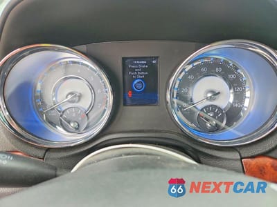 Zdjęcie 9 z 12 samochodu: 2012 CHRYSLER 300 VIN:2C3CCAAG6CH107385 - miniatura