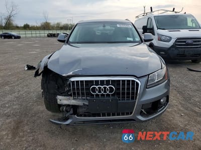 Piąte zdjęcie samochodu w środku: 2013 AUDI Q5 PREMIUM VIN:WA1CFAFP1DA054097 - miniatura