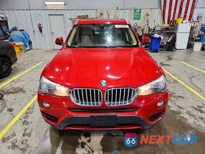 Piąte zdjęcie samochodu w środku: 2017 BMW X3 XDRIVE28I VIN:5UXWX9C51H0T06894 - miniatura