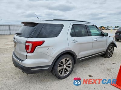 Trzecie zdjęcie samochodu z tyłu: 2018 FORD EXPLORER LIMITED VIN:1FM5K7F84JGA82079 - miniatura
