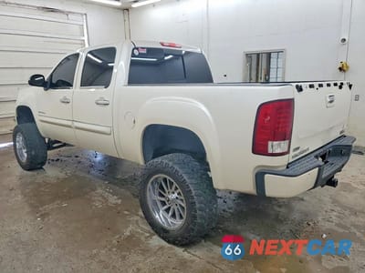 Drugie zdjęcie samochodu z przodu: 2011 GMC SIERRA K1500 DENALI VIN:3GTP2XE26BG251843 - miniatura