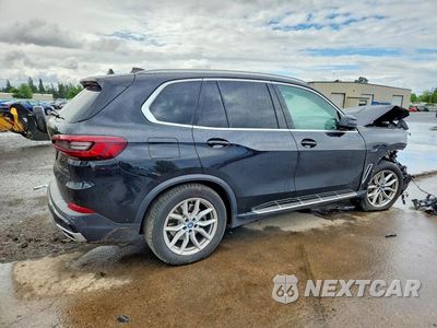 Trzecie zdjęcie samochodu z tyłu: 2022 BMW X5 XDRIVE45E VIN:5UXTA6C00N9M91485 - miniatura