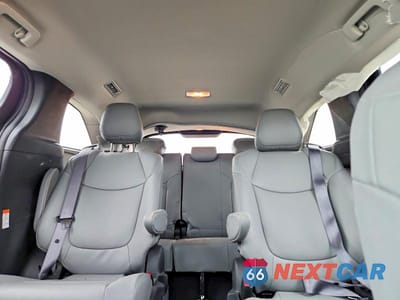 Zdjęcie 10 z 13 samochodu: 2025 TOYOTA SIENNA XLE 7-PASSENGER VIN:5TDJRKEC2SS258366 - miniatura