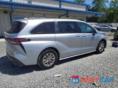 Trzecie zdjęcie samochodu z tyłu: 2022 TOYOTA SIENNA LE VIN:5TDKRKEC3NS115631 - miniatura