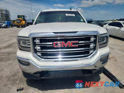 Piąte zdjęcie samochodu w środku: 2018 GMC SIERRA K1500 SLT VIN:3GTU2NEC2JG212830 - miniatura