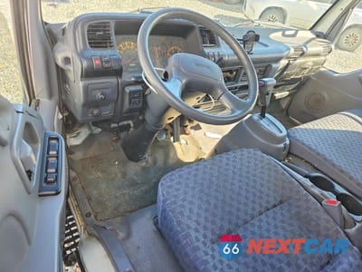 Zdjęcie 8 z 13 samochodu: 2006 ISUZU NPR VIN:JALB4B16767015394 - miniatura