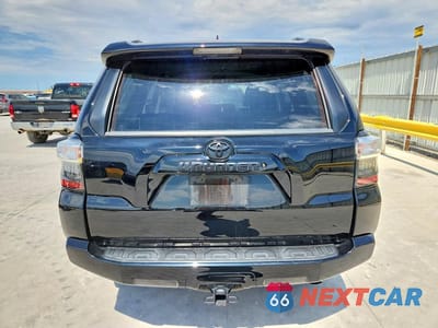 Zdjęcie 6 z 12 samochodu: 2020 TOYOTA 4RUNNER SR5 VIN:JTEZU5JR2L5228056 - miniatura