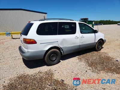 Trzecie zdjęcie samochodu z tyłu: 1999 TOYOTA SIENNA CE VIN:4T3ZF19CXXU162023 - miniatura