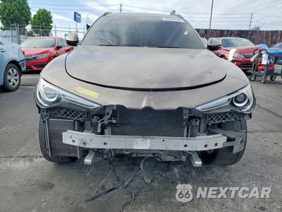 Piąte zdjęcie samochodu w środku: 2019 ALFA ROMEO STELVIO VIN:ZASPAKAN5K7C32788 - miniatura