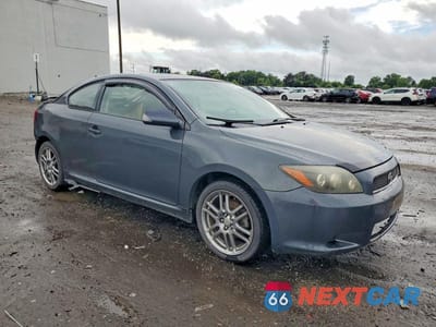 Czwarte zdjęcie samochodu z boku: 2006 SCION TC BASE VIN:JTKDE167X60069387 - miniatura