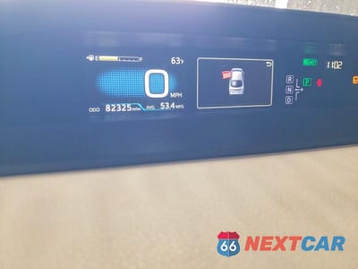 Zdjęcie 9 z 12 samochodu: 2016 TOYOTA PRIUS TWO VIN:JTDKBRFUXG3531572 - miniatura