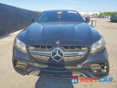 Piąte zdjęcie samochodu w środku: 2018 MERCEDES-BENZ E 63 AMG-S VIN:WDDZF8KBXJA270759 - miniatura