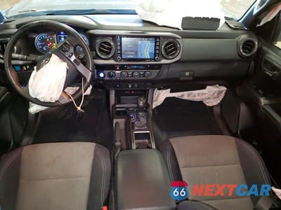 Zdjęcie 8 z 12 samochodu: 2020 TOYOTA TACOMA SR5 V6 VIN:5TFDZ5BN5LX050935 - miniatura