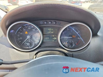 Zdjęcie 9 z 13 samochodu: 2011 MERCEDES-BENZ ML 350 4MATIC VIN:4JGBB8GB4BA730902 - miniatura