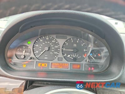 Zdjęcie 9 z 13 samochodu: 2003 BMW 325 XI VIN:WBAEU33413PM56706 - miniatura