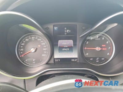 Zdjęcie 9 z 12 samochodu: 2015 MERCEDES-BENZ C 300 VIN:55SWF4JB0FU043083 - miniatura
