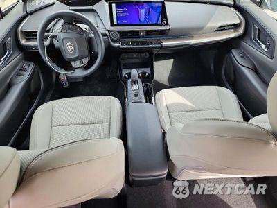 Zdjęcie 8 z 12 samochodu: 2024 TOYOTA PRIUS LIMITED VIN:JTDACAAU0R3034650 - miniatura