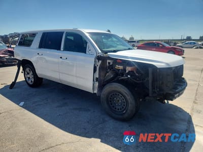 Czwarte zdjęcie samochodu z boku: 2016 CHEVROLET SUBURBAN C1500 LTZ VIN:1GNSCJKC0GR169672 - miniatura